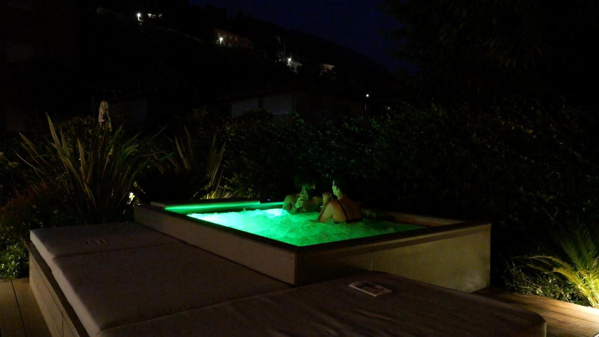 Hotel Villa Alberta Nago-Torbole Exterior photo